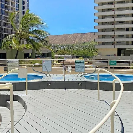 Waikiki Banyan #3810-T2-3